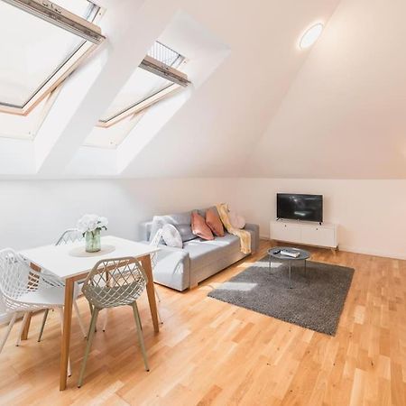 Imperial Loft Apartment プラハ エクステリア 写真